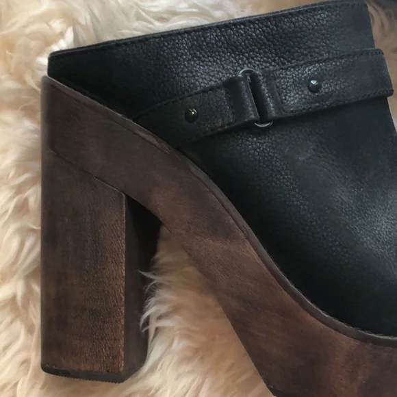 Joie like new black leather platform booties, 39 - Picture 5 of 6